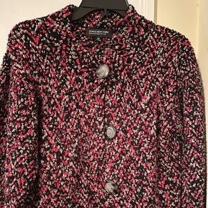 Jones New York Blazer EUC. Beautiful multicolor !